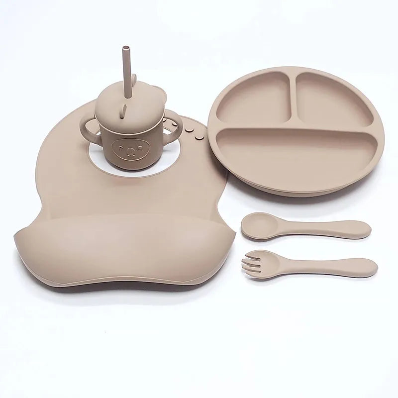 5PCS Silicone Baby Tableware Set – Safe, Stylish & Mess-Free! 🍽️👶